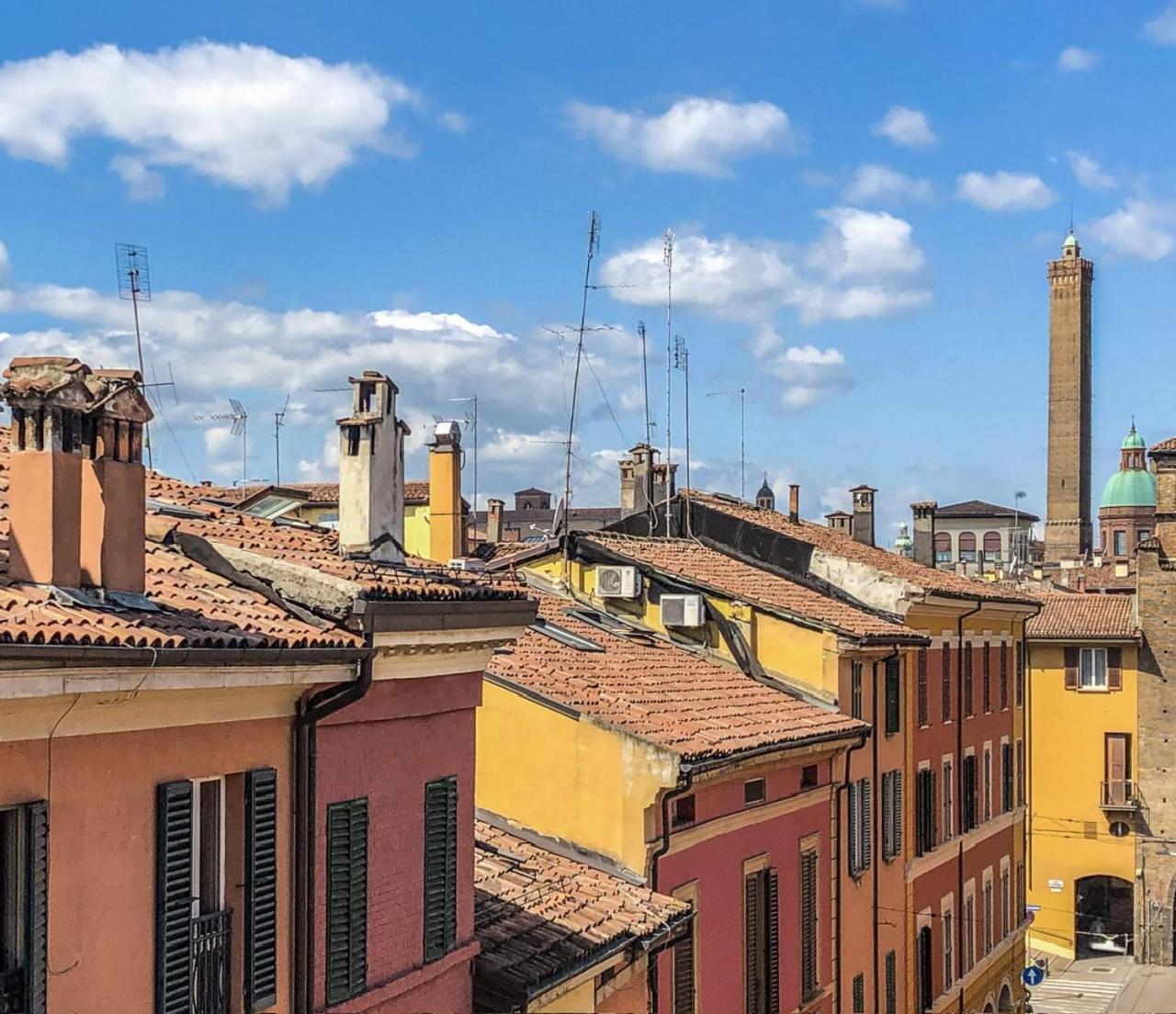 Апартаменты Healthy Flat Bologna - Tower Skyline View Экстерьер фото